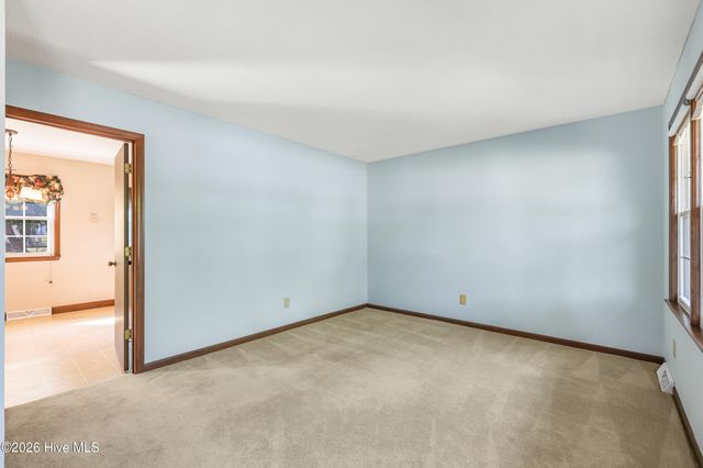 4925 Pleasant Oaks Drive, Wilmington, NC 28412