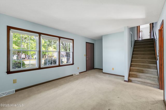4925 Pleasant Oaks Drive, Wilmington, NC 28412
