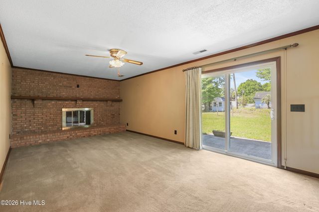4925 Pleasant Oaks Drive, Wilmington, NC 28412