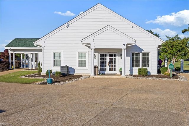 113 St Andrews, Smithfield, VA 23430