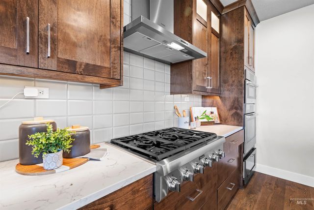 9282 W Deerfawn Drive, Star, ID 83669