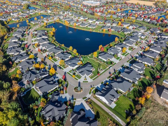 9282 W Deerfawn Drive, Star, ID 83669