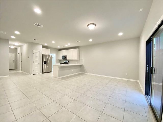1701 Yaupon Grove LN, Leander, TX 78641