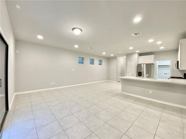 1701 Yaupon Grove LN, Leander, TX 78641