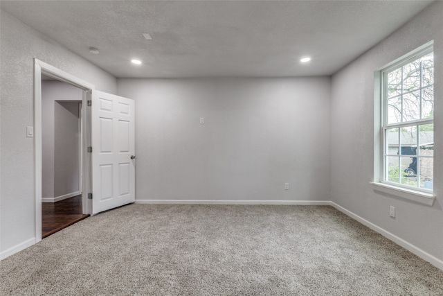 3321 NW 31st Street, Fort Worth, TX 76106