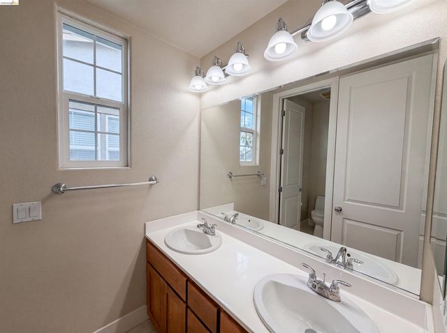 4467 Maybeck Ter, Fremont, CA 94536