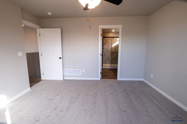 449 HENRY POTTER RD, Box Elder, SD 57719