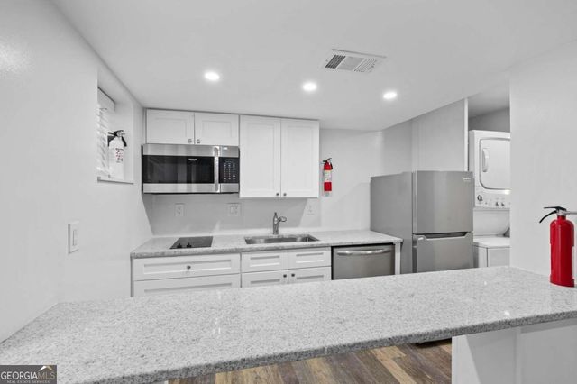 789 Barnett Street NE 4, Atlanta, GA 30306