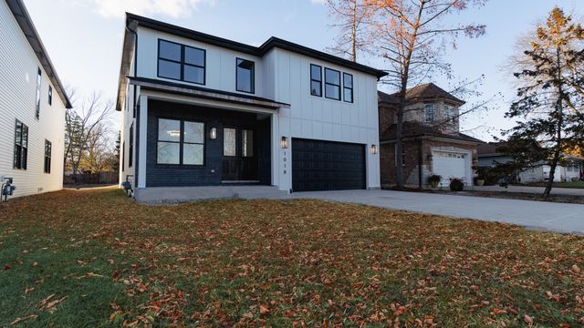 1018 N Princeton Avenue, Villa Park, IL 60181