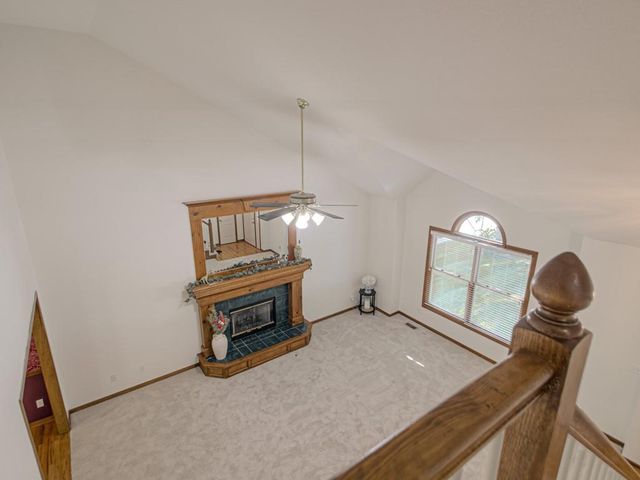 920 NE 102nd Street, Kansas City, MO 64155