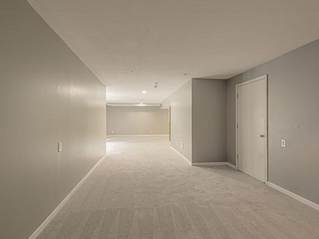 920 NE 102nd Street, Kansas City, MO 64155