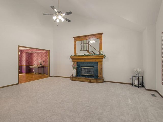 920 NE 102nd Street, Kansas City, MO 64155