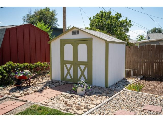 7811 Olive St, Commerce City, CO 80022