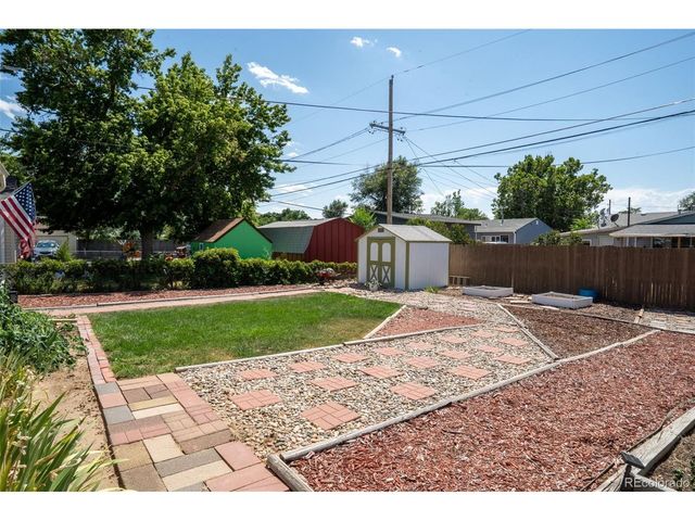 7811 Olive St, Commerce City, CO 80022