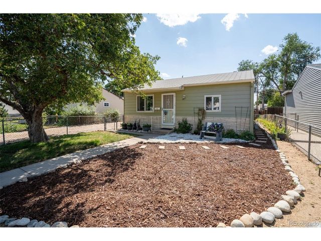7811 Olive St, Commerce City, CO 80022