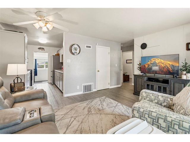 7811 Olive St, Commerce City, CO 80022