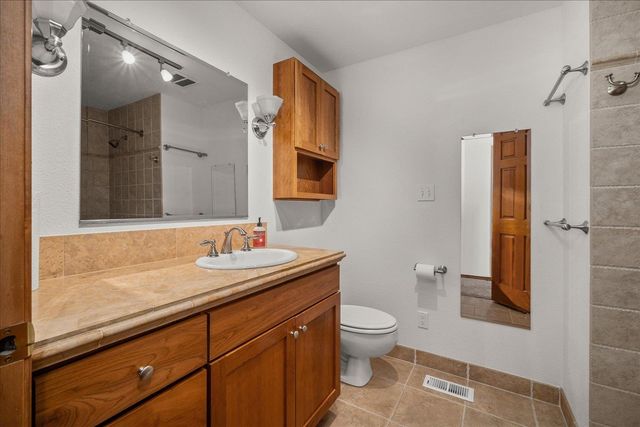 12504 N Fairview Rd, Mead, WA 99021