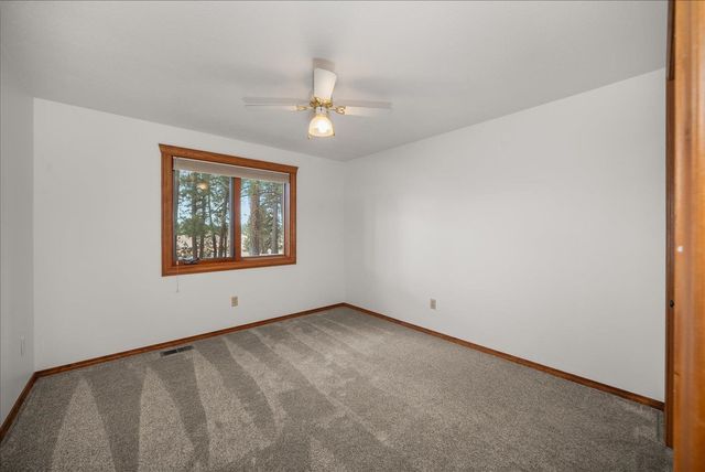 12504 N Fairview Rd, Mead, WA 99021