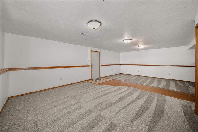 12504 N Fairview Rd, Mead, WA 99021