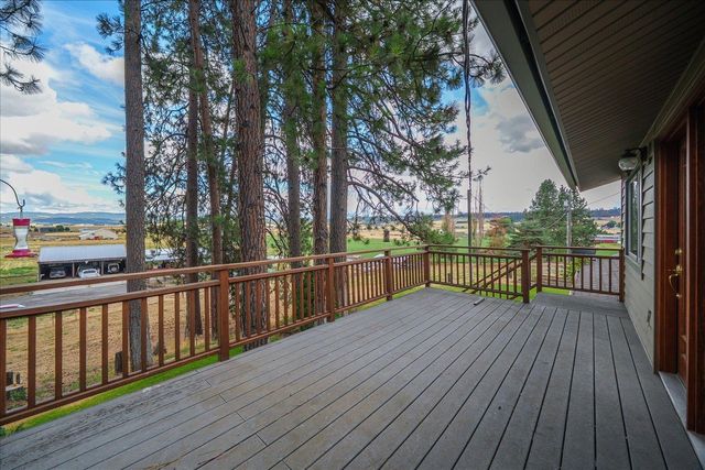 12504 N Fairview Rd, Mead, WA 99021