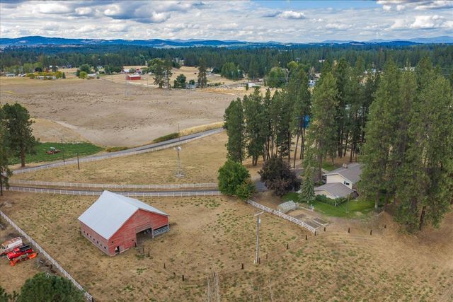12504 N Fairview Rd, Mead, WA 99021