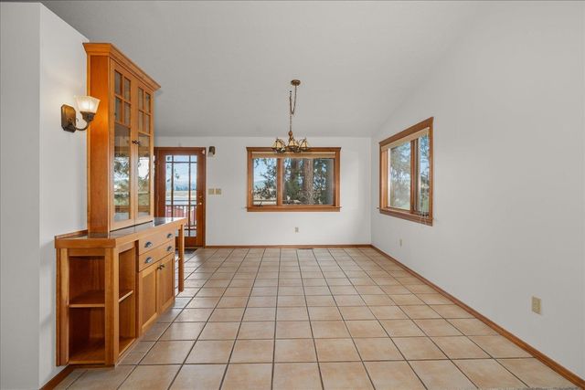 12504 N Fairview Rd, Mead, WA 99021