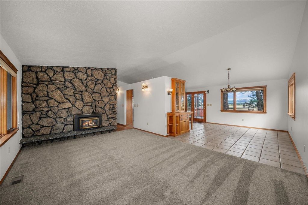 12504 N Fairview Rd, Mead, WA 99021 photo 4