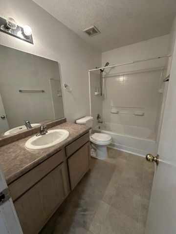 1749 GALLINAS Road NE, Rio Rancho, NM 87144