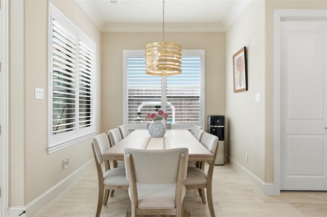 2111 Camden Creek Lane W, Houston, TX 77077