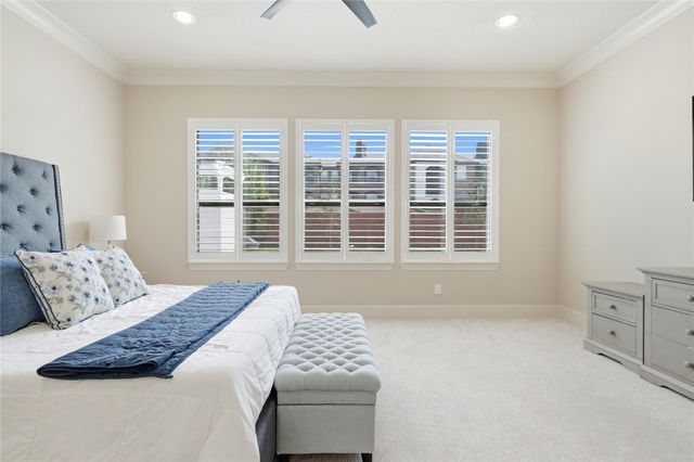 2111 Camden Creek Lane W, Houston, TX 77077