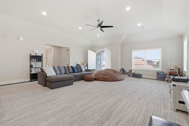 2111 Camden Creek Lane W, Houston, TX 77077