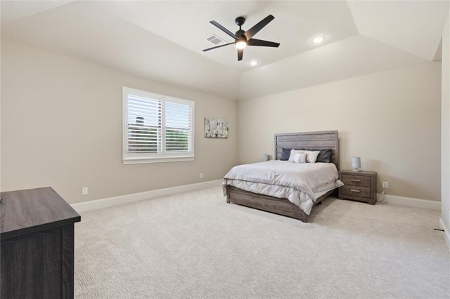 2111 Camden Creek Lane W, Houston, TX 77077