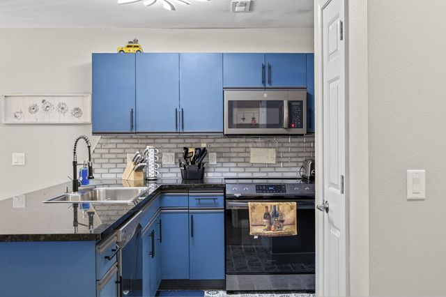 31 Golfshores Drive 10, Branson, MO 65616