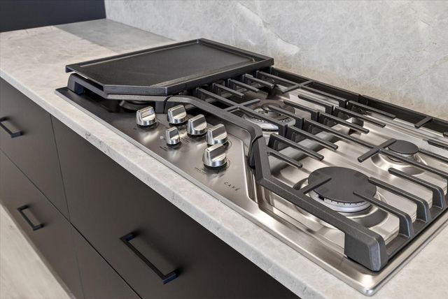 3702 S LYNWOOD AVENUE, Tampa, FL 33611