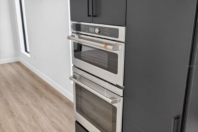 3702 S LYNWOOD AVENUE, Tampa, FL 33611