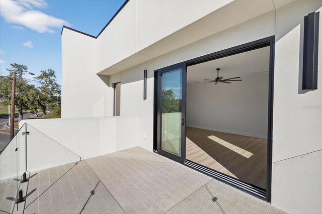 3702 S LYNWOOD AVENUE, Tampa, FL 33611