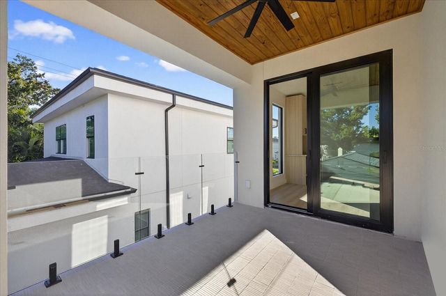 3702 S LYNWOOD AVENUE, Tampa, FL 33611