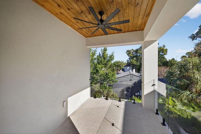 3702 S LYNWOOD AVENUE, Tampa, FL 33611