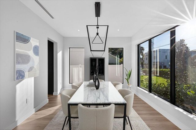 3702 S LYNWOOD AVENUE, Tampa, FL 33611