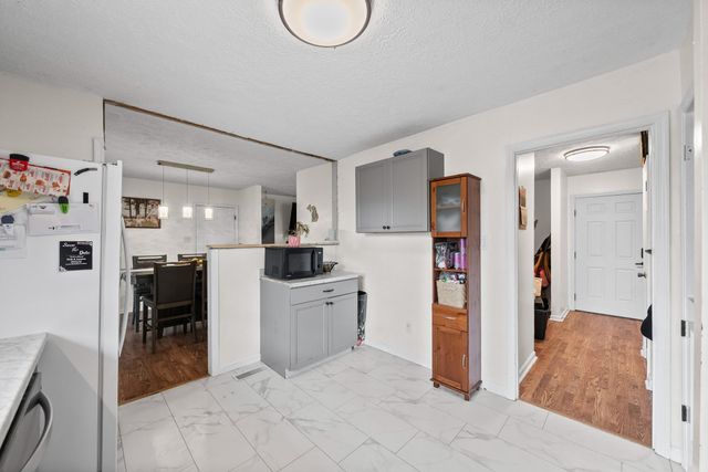 303 Bradley Ct, Hopkinsville, KY 42240