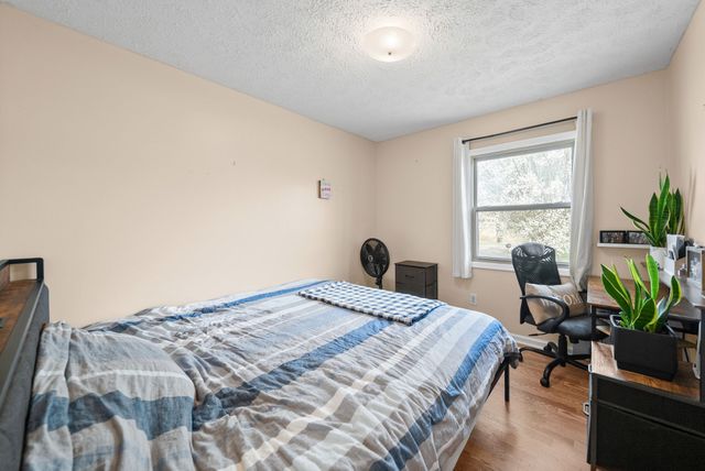 303 Bradley Ct, Hopkinsville, KY 42240