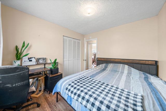 303 Bradley Ct, Hopkinsville, KY 42240