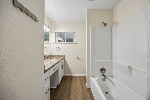 740 Joanna Drive, Hurst, TX 76053