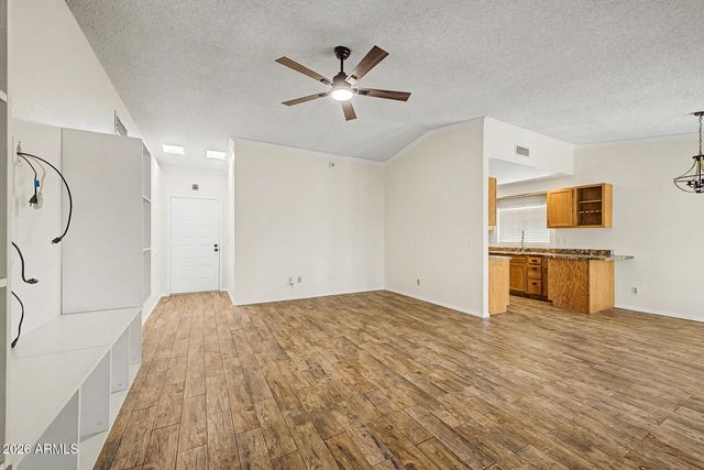 11106 W GLENROSA Avenue, Phoenix, AZ 85037