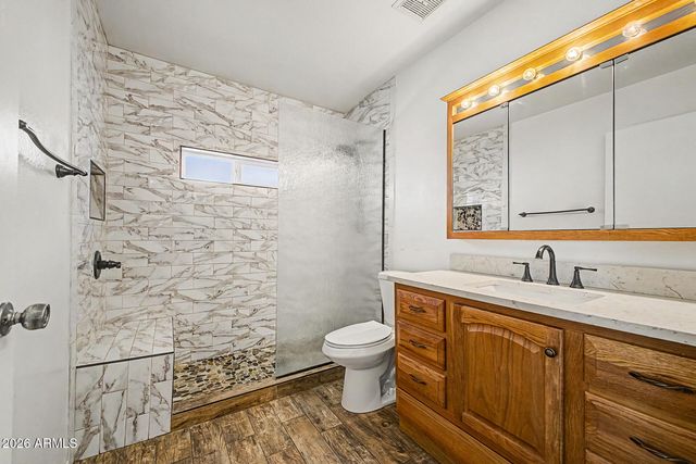 11106 W GLENROSA Avenue, Phoenix, AZ 85037
