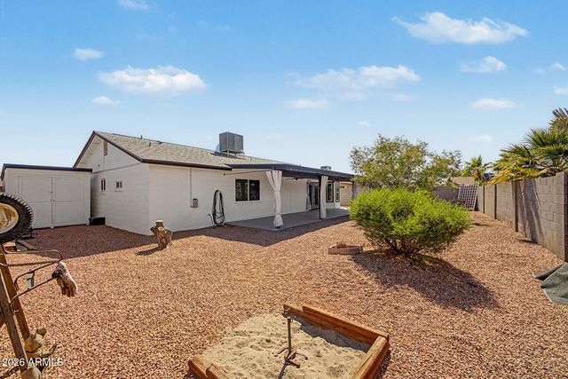 11106 W GLENROSA Avenue, Phoenix, AZ 85037