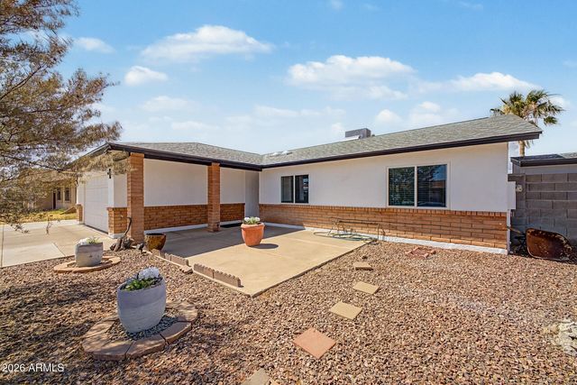 11106 W GLENROSA Avenue, Phoenix, AZ 85037