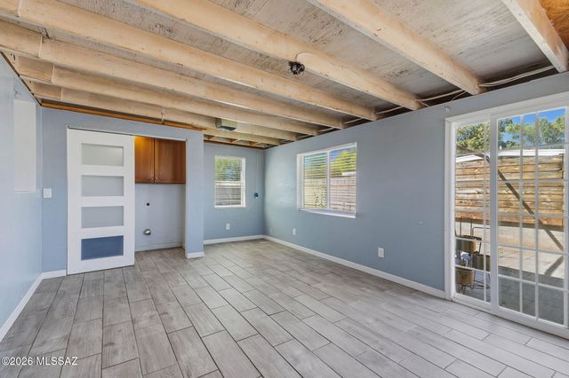 1618 S Avenida Planeta, Tucson, AZ 85710