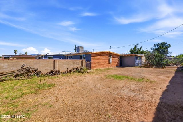 1618 S Avenida Planeta, Tucson, AZ 85710