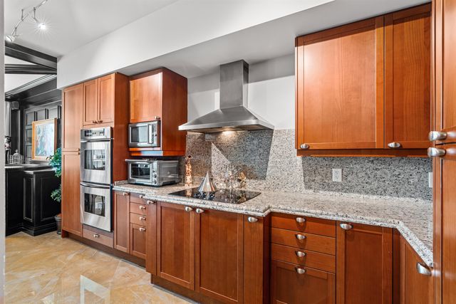 1063 Hillsboro Mile 403, Hillsboro Beach, FL 33062